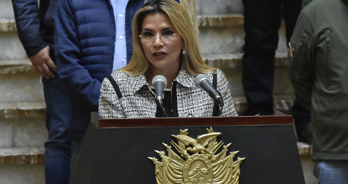 Presidenta de Bolivia afirma que «la lucha por el mar continúa» y revelará nueva estrategia después de crisis por Covid-19