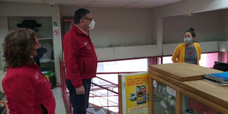Seremis de Trabajo y Gobierno realizan inspecciones preventivas a empresas para verificar cumplimiento de protocolos por COVID-19