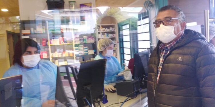 Farmacia vecina adoptó medidas especiales de seguridad para la comunidad de Osorno