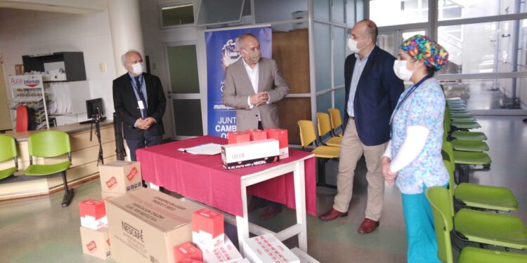 Nestle hizo importante aporte para funcionarios de la salud Municipalizada de Osorno