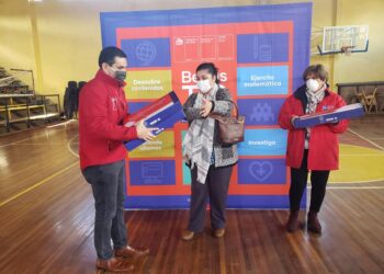 Partió entrega de computadores Becas TIC’s en la Provincia de Osorno