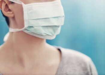 Gobierno establece uso obligatorio de mascarillas en el transporte público