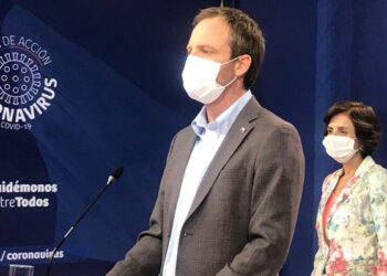 Minsal reporta tres fallecidos y víctimas llegan a 37: Contagios suman 4.815 a nivel nacional