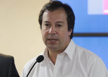 Palacios y nuevo plan fiscal: «Ahora la pelota la tienen los bancos… estoy seguro que van a estar a la altura»