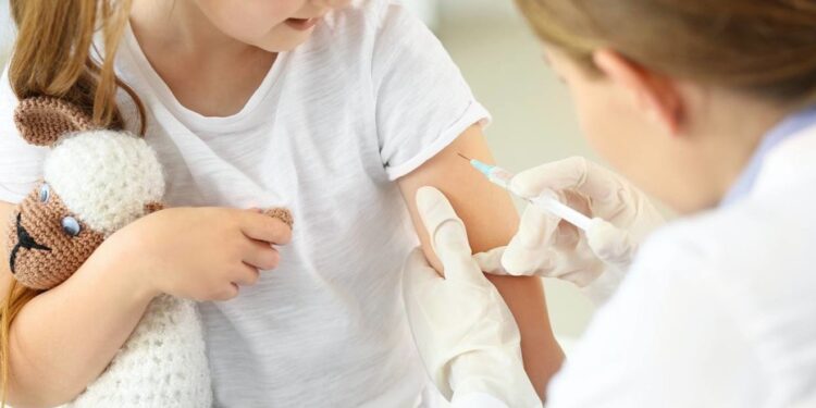 Salud municipalidad concentrará sus esfuerzos en vacunación de niños esta semana