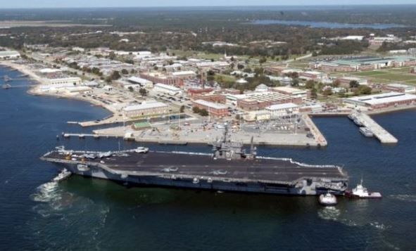 FBI: ataque a la base naval de Estados Unidos ‘motivado por Al-Qaeda’