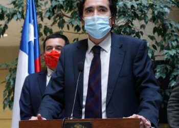 Briones tras respaldo a Ingreso Familiar de Emergencia: «Esta crisis nos va a seguir exigiendo muchos esfuerzos»