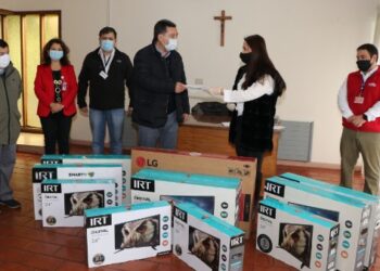 RESIDENCIA SANITARIA EN OSORNO CUENTA CON TELEVISORES GRACIAS A DONACIÓN