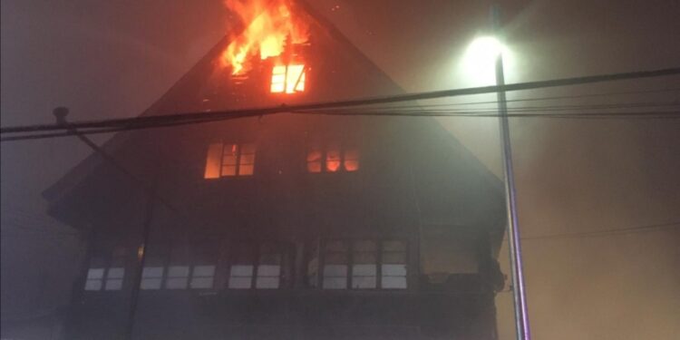 Incendio en Rahue Bajo deja un fallecido y un lactante herido