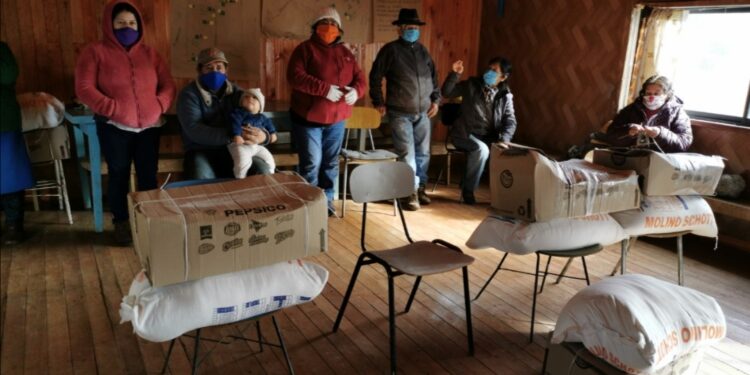 Familias de San Juan de la Costa reciben ayuda social permanente durante esta pandemia