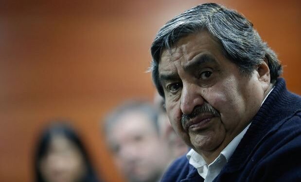 Alcaldes PS advierten que varios municipios enfrentan déficit millonarios y no podrán cubrir gastos en mayo tras postergación de pagos de permisos de circulación