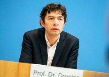 Coronavirus en Alemania: Christian Drosten, el científico asesor de Angela Merkel que bate récords de popularidad