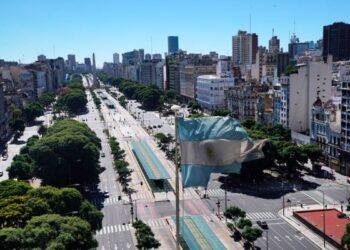 Argentina inicia la apertura progresiva de la cuarentena obligatoria
