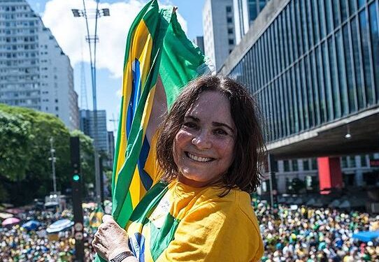 Otra baja en el gabinete de Bolsonaro: Secretaria de Cultura renuncia después de casi tres meses en el cargo