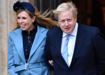 El nombre del quinto hijo de Boris Johnson es un homenaje a su abuelo y a los médicos que lo salvaron del COVID-19