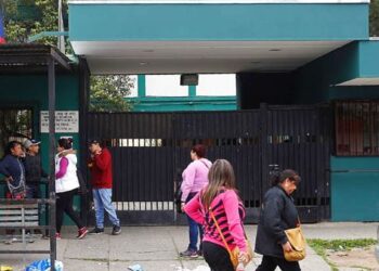 Juzgado de Garantía solicita al Gobierno evaluar el cierre parcial de cárcel de Puente Alto tras brote de covid-19