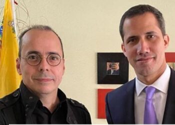 Asesor de Guaidó admitió que pagó 50.000 dólares por fallida incursión paramilitar a Venezuela