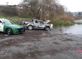 PDI investiga lesiones sufridas por un hombre de 41 años: su auto fue quemado a orillas del río Rahue