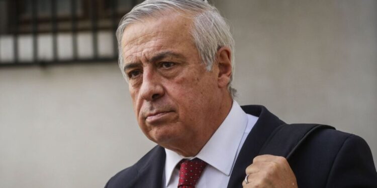 Las reacciones locales a la salida de Jaime Mañalich
