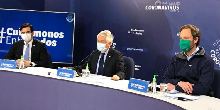 Analistas magallánicos hacen un llamado al Gobierno a «tomarse en serio» conflicto por plataforma continental