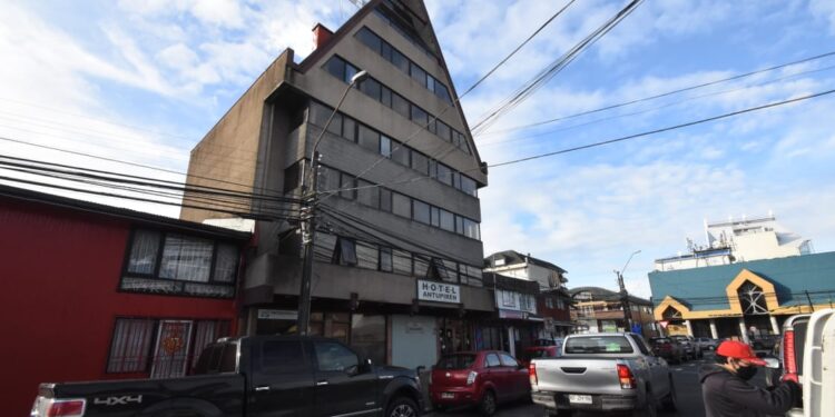 Puerto Montt cuenta con nueva Residencia Sanitaria: Hotel Antupirén suma 48 camas a la red