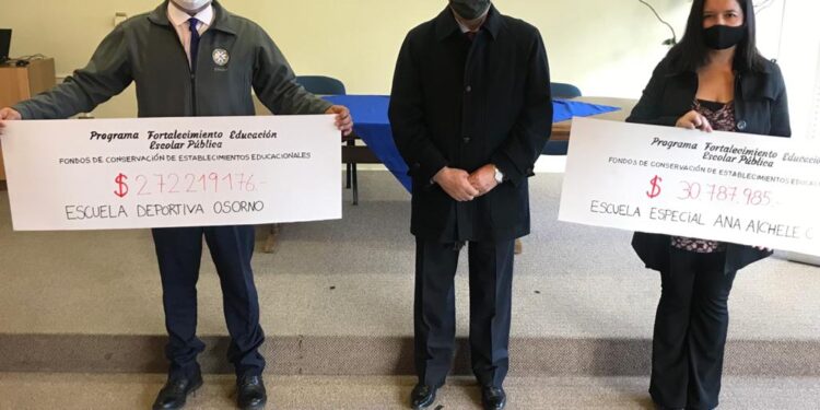 Municipio de Osorno mejorará dependencias de Escuelas Deportiva y Ana Aichele