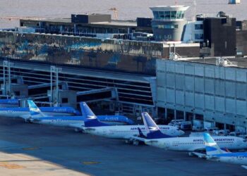 Aerolíneas Argentinas espera unas pérdidas de 900 millones de dólares en 2020