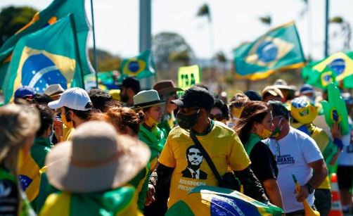 Gobernador de Brasilia bloquea protesta de simpatizantes de Bolsonaro