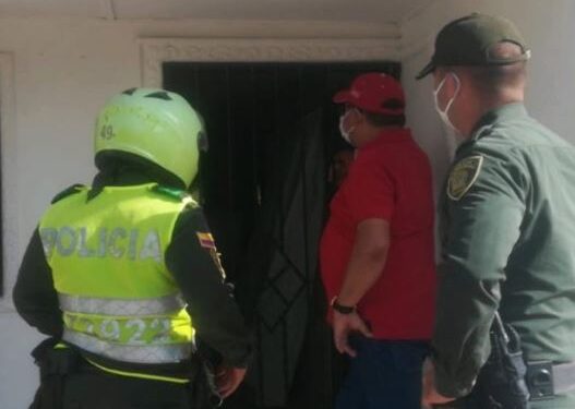 «La ley se respeta»: Alcalde de Colombia manda a su hijo a la cárcel por incumplir el toque de queda