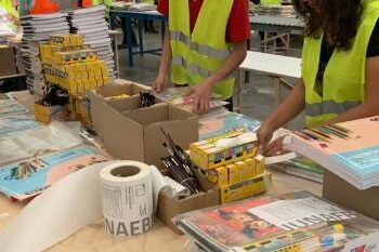 Se inició entrega de material didáctico para niños que permanecen sin actividad escolar