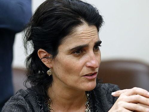 Ministra del Trabajo aterriza los principales ejes del proyecto que beneficiará a padres y madres de menores de 6 años