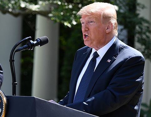 Trump afirma que podría trasladar a Polonia las tropas estadounidenses que retirará de Alemania