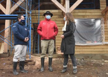 Nuevo Centro Cultural de Puerto Octay tendrá espacio para la venta de productos de agricultores de la comuna