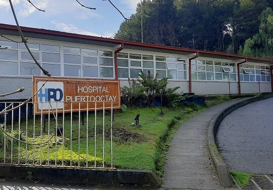 Autoridades se reúnen con comunidad de Puerto Octay para informar progreso del mejoramiento del hospital