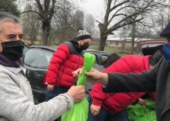 SEMILLAS DE HORTALIZAS Y ÁRBOLES FRUTALES FUERON ENTREGADOS A UN CENTENAR DE PEQUEÑOS AGRICULTORES