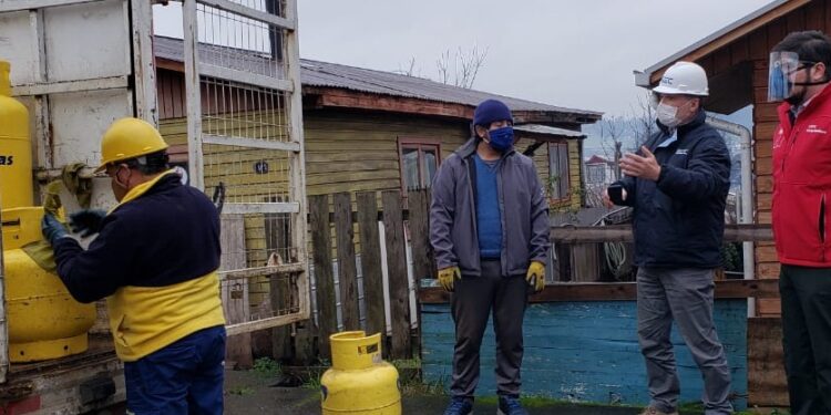 SEREMI DE ENERGÍA Y SEC ENCABEZAN FISCALIZACIÓN DE ENTREGA DE “BALONES DE GAS” EN PANDEMIA