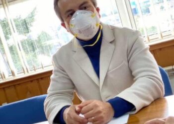 Alcalde Luis Reyes realiza duras críticas por manejo del Gobierno ante Covid-19.