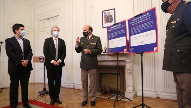 Gobierno entrega 12 concesiones a bomberos y firma acuerdo de colaboración para agilizar trámites en el Estado