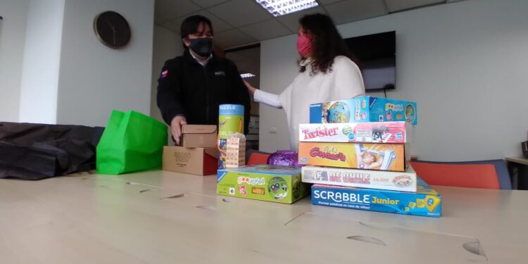 Campaña “Dona Tu Juego” finaliza con más de 40 juegos de mesa entregados en la región