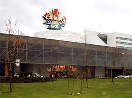 Comisión de Economía del Senado oficiará a Hacienda para que se dé certeza jurídica en industria de Casinos.