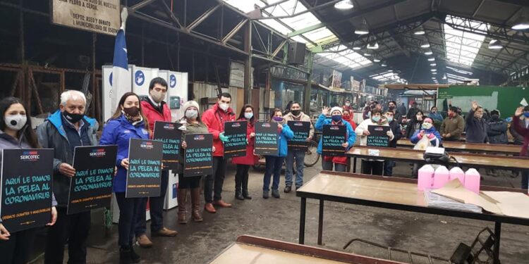 Entregan  kits de limpieza  e implementos de protección personal en Feria PAC de Osorno