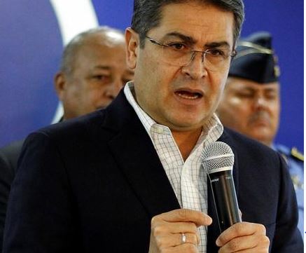 Presidente de Honduras vence al coronavirus y recibe el alta