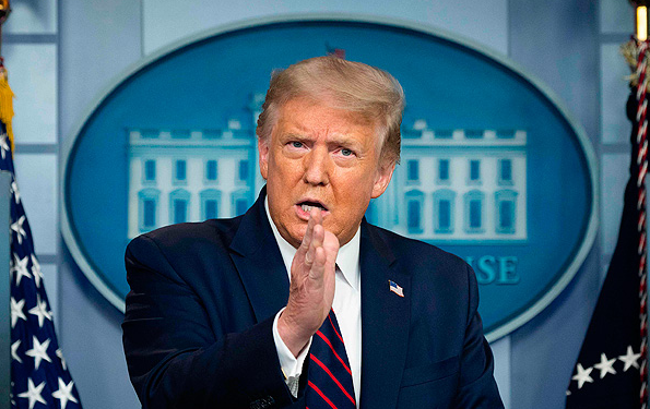 El giro discursivo de Trump: Advierte que la pandemia «empeorará» en EE.UU. e insiste en el uso de la mascarilla