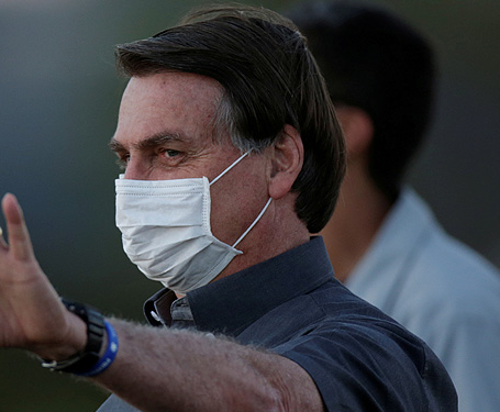 Jair Bolsonaro da nuevamente positivo en examen de covid-19 y deberá seguir en cuarentena