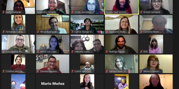 Seremi de desarrollo social y familia conmemora día de la solidaridad destacando héroes anónimos