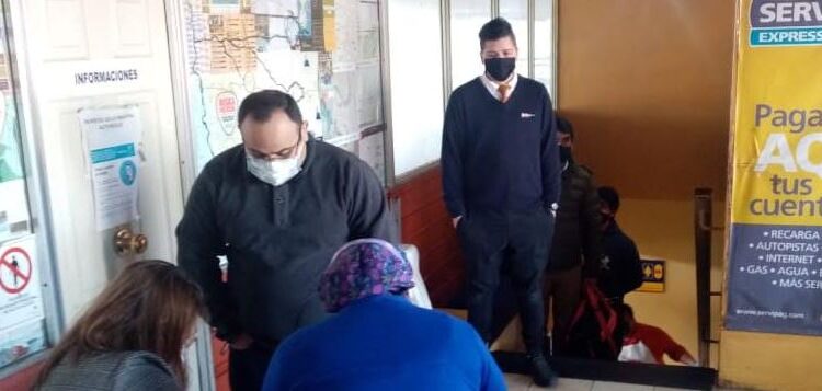 EQUIPO MÉDICO DEL CRD TOMÓ MÁS DE 100 PRUEBAS SEROLÓGICAS EN TERMINAL DE BUSES OSORNO