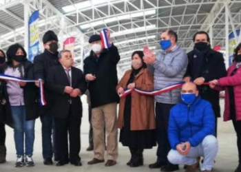 MUNICIPIO INAUGURÓ “ESPACIO MULTIPROPÓSITO” QUE ALBERGARÁ A MÁS DE 150 INTEGRANTES DE TRADICIONAL “FERIA MOYANO”, EN RAHUE