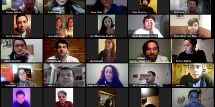Más de 70 jóvenes de toda la región se reunieron para celebrar su Día junto a Seremi de Desarrollo Social y Familia