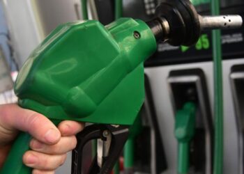 ENAP CALCULA UN ALZA DE PRECIOS EN LA BENCINA DESPUÉS DE 23 SEMANAS A LA BAJA
