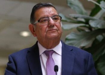 SENADOR QUINTEROS PIDE FRENAR ALZA DE PLANES DE LAS ISAPRES